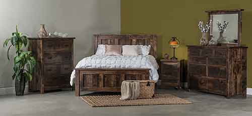 Amish Dumont 9 Drawer Dresser - Click Image to Close