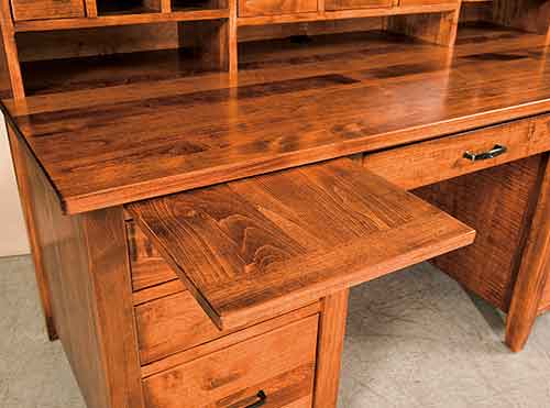 Amish Country Squire Desk - Click Image to Close